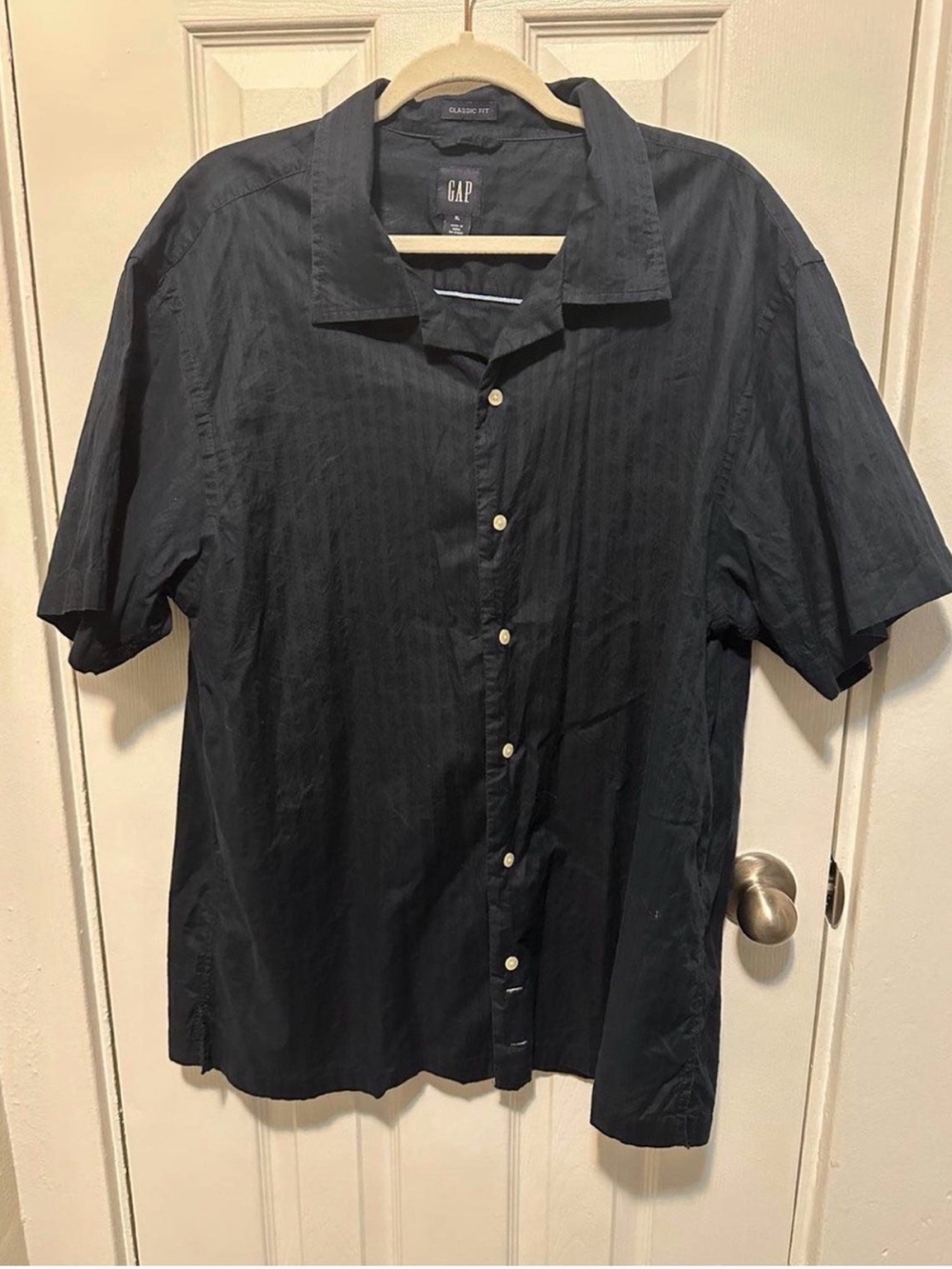 Men’s GAP XL Black Classic Fit Short Sleeve Button Down Shirt